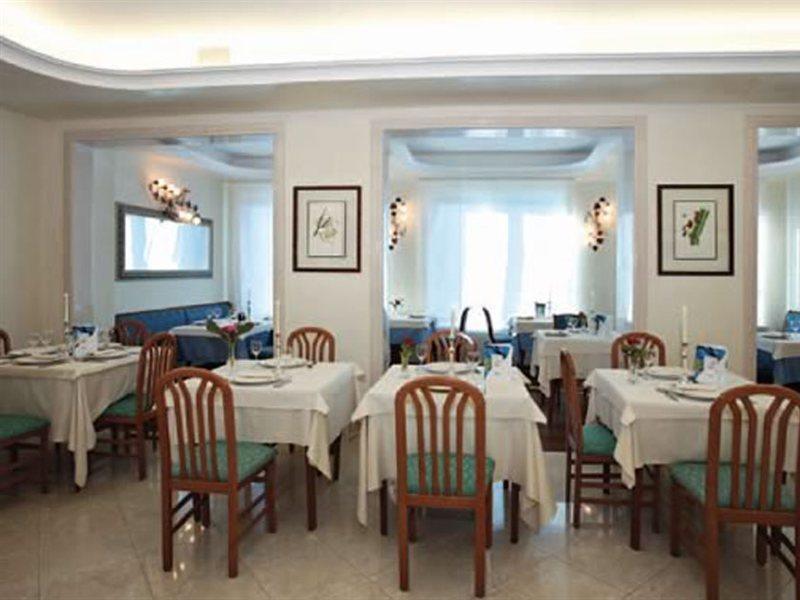 Hotel Helios Lido di Jesolo Exteriör bild